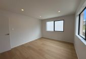 For rent, 3 beds 2.5 baths townhouse with garage, available 26th June, 6/8 Grove Lane, Pakuranga, Auckland
