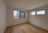 For rent, 3 beds 2.5 baths townhouse with garage, available 26th June, 6/8 Grove Lane, Pakuranga, Auckland