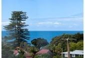 Rangitoto College and Double Westlake school zone, Brandnew standalone 4 beds 2.5 baths home with garage , minutes from the stunning Campbells Bay Beach, local cafés, parks, and coastal walkways, schools, 0.8 km to Campbells Bay School, 2/8 Park Rise, Campbells Bay, Auckland