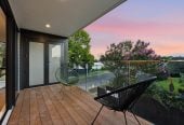 172m2 Brandnew 4 beds 3.5 baths home with garage, 1 bed 1 bath ground floor, close to schools, town centre, 0.2 km to Glen Innes School, 0.8 km to Tamaki College, 8C Epping Street, Glen Innes, Auckland