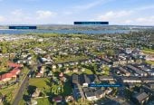 172m2 Brandnew 4 beds 3.5 baths home with garage, 1 bed 1 bath ground floor, close to schools, town centre, 0.2 km to Glen Innes School, 0.8 km to Tamaki College, 8C Epping Street, Glen Innes, Auckland
