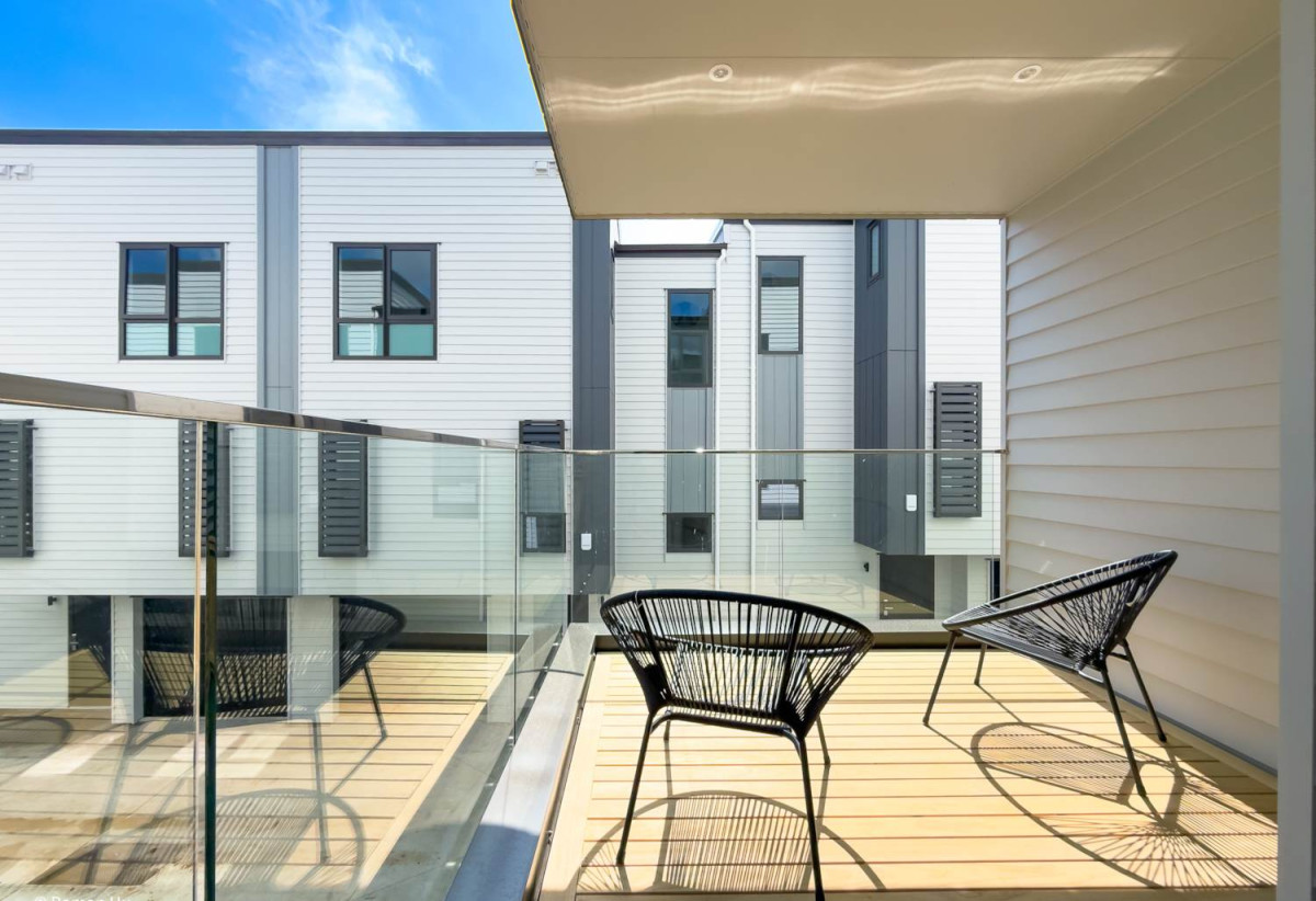 10-Year Stamford Warranty , Brandnew freehold 4 beds 3.5 baths home with garage, Just approx. 1.7km from Sylvia Park shopping centre, 0.8 km to Panama Road School, Lot 8/35 Ryburn Road, Mt Wellington, Auckland