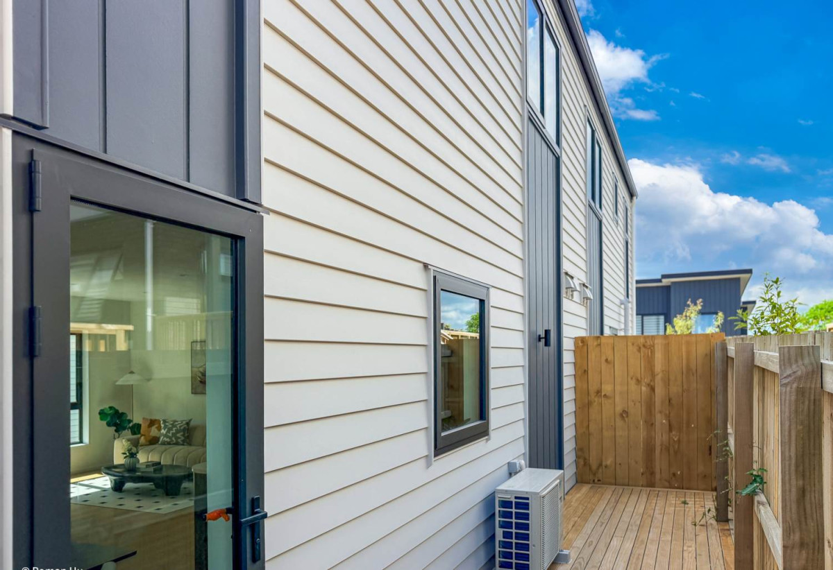 10-Year Stamford Warranty , Brandnew freehold 4 beds 3.5 baths home with garage, Just approx. 1.7km from Sylvia Park shopping centre, 0.8 km to Panama Road School, Lot 8/35 Ryburn Road, Mt Wellington, Auckland