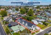 Standalone 4 beds 2.5 baths home with garage, close to schools, shops, 0.8 km to Papatoetoe West School, Lot 3/4 Barrie Avenue, Papatoetoe, Auckland