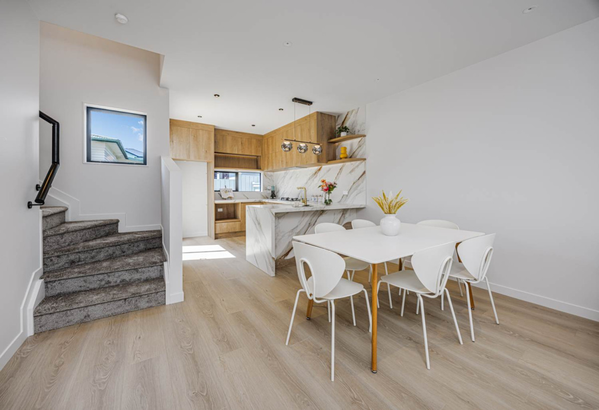 Standalone 4 beds 2.5 baths home with garage, close to schools, shops, 0.8 km to Papatoetoe West School, Lot 3/4 Barrie Avenue, Papatoetoe, Auckland