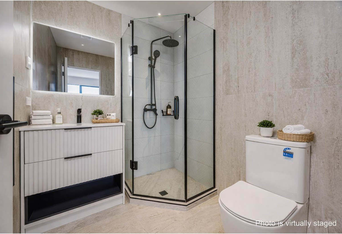 Standalone 4 beds 2.5 baths home with garage, close to schools, shops, 0.8 km to Papatoetoe West School, Lot 3/4 Barrie Avenue, Papatoetoe, Auckland