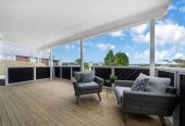 688 m2 section, Renovated 5 beds 3 baths house + Bonus Section – RC, BC, EPA Approved for an additional 243.87m² dwelling on 299m², close to schools, shops, motorway access, 0.3 km to New Windsor School, 26 Ted William Street, New Windsor, Auckland
