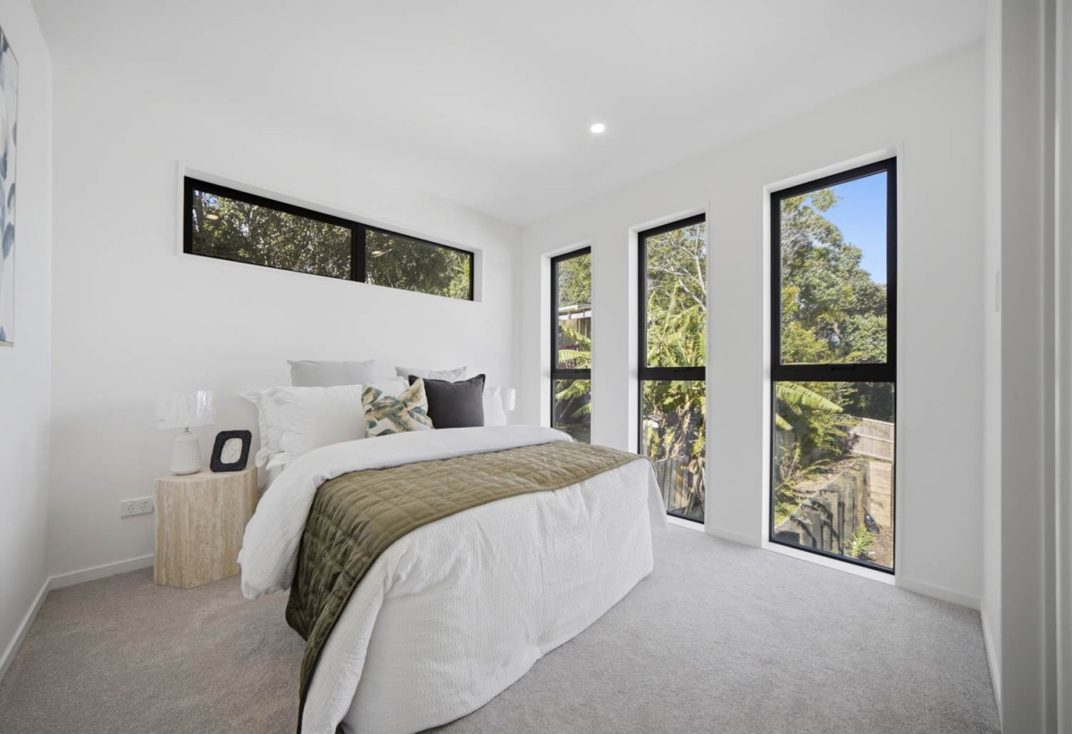 Brandnew standalone 4 beds 2.5 baths home with garage, Minutes away from Glenfield Mall and recreation centre, Kaipatiki Park & outdoor recreation areas, 1.1 km to Glenfield Intermediate School, Lot 2/16 Waverley Avenue, Glenfield, Auckland