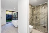 10-Year Master Build Guarantee., Double Westlake school zone, Brandnew 3 beds 3.5 baths home with garage, Freehold title – no body corporate fees, Zoned for Westlake Boys’ and Girls’ High Schools and Sunnynook Primary. walking distance to Sunnynook Park, Woolworths Supermarket, 2C Salamanca Road, Sunnynook, Auckland