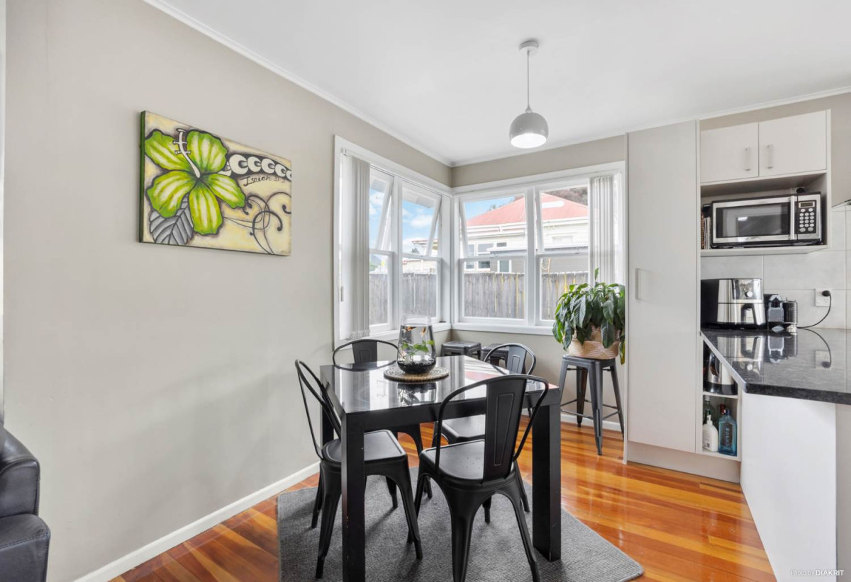 809m2 section, 3 beds 1 bath house with standalone double garage, move-in ready, close to Lynn Mall, schools, 0.7 km to Kelston School, 45 Rimu Street, New Lynn, Auckland