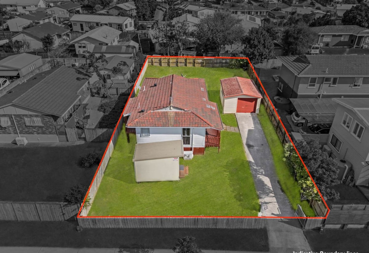 624m2 section, 3 beds 1 bath house with standalone garage, close to Manurewa town centre, Auckland Botanic Gardens, schools, motorway access, 0.3 km to Manurewa East School, 0.9 km to Greenmeadows Intermediate and Alfriston College, 27 Secretariat Place, Randwick Park, Auckland