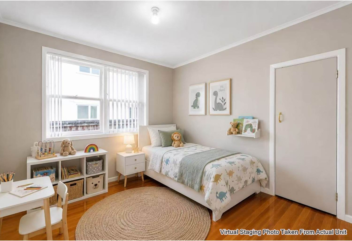 809m2 section, 3 beds 1 bath house with standalone double garage, move-in ready, close to Lynn Mall, schools, 0.7 km to Kelston School, 45 Rimu Street, New Lynn, Auckland