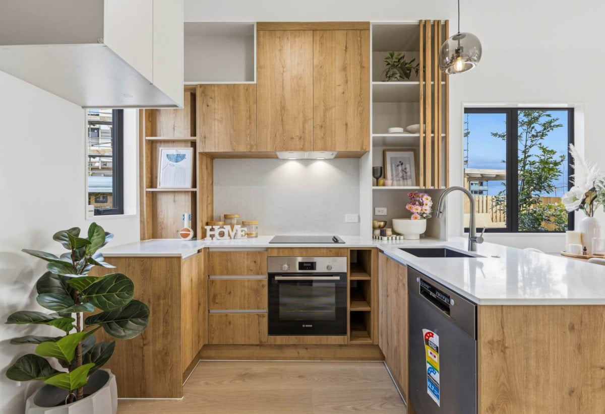 10-Year Master Build Guarantee, Brandnew Freehold 3 beds + Study / Family Space 2.5 baths home with car park, 3 km to Ormiston Town Centre, Ormiston Schools, 58 Takarore Crescent, Flat Bush, Auckland