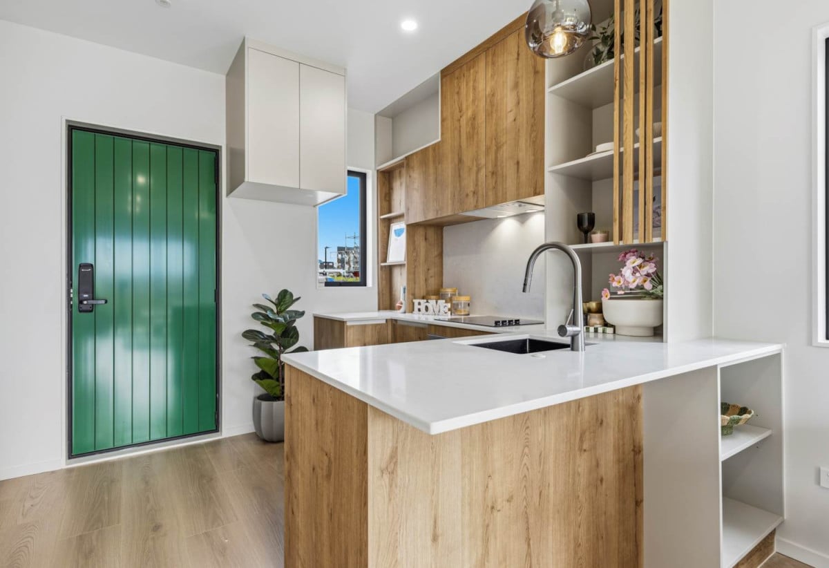 10-Year Master Build Guarantee, Brandnew Freehold 3 beds + Study / Family Space 2.5 baths home with car park, 3 km to Ormiston Town Centre, Ormiston Schools, 58 Takarore Crescent, Flat Bush, Auckland