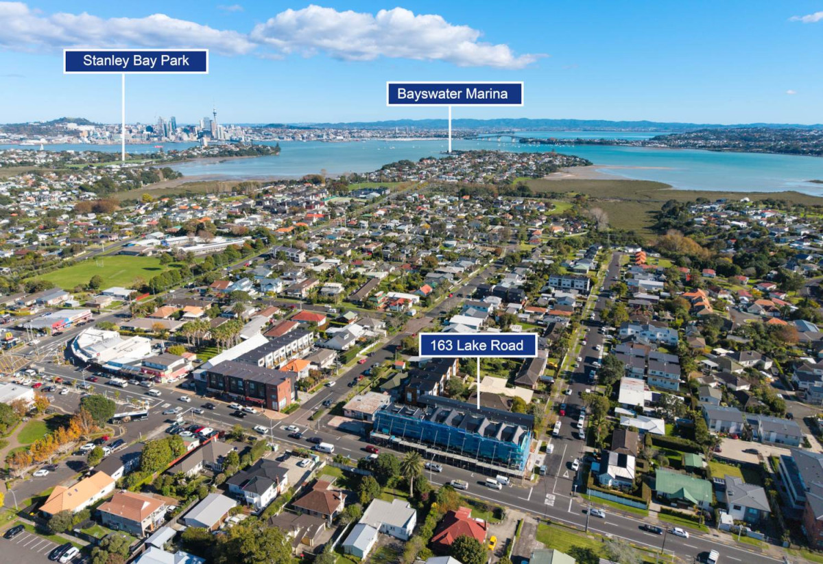 Brandnew 3 beds 3 baths home with garage, 1 bed 1 bath ground floor, positioned between Devonport Village and Takapuna, close to schools, shops, easy motorway access, 0.2 km to Belmont School (Auckland), 0.3 km to Belmont Intermediate, 0.7 km to Takapuna Grammar School, Lot 12/163-165 Lake Road, Belmont, Auckland