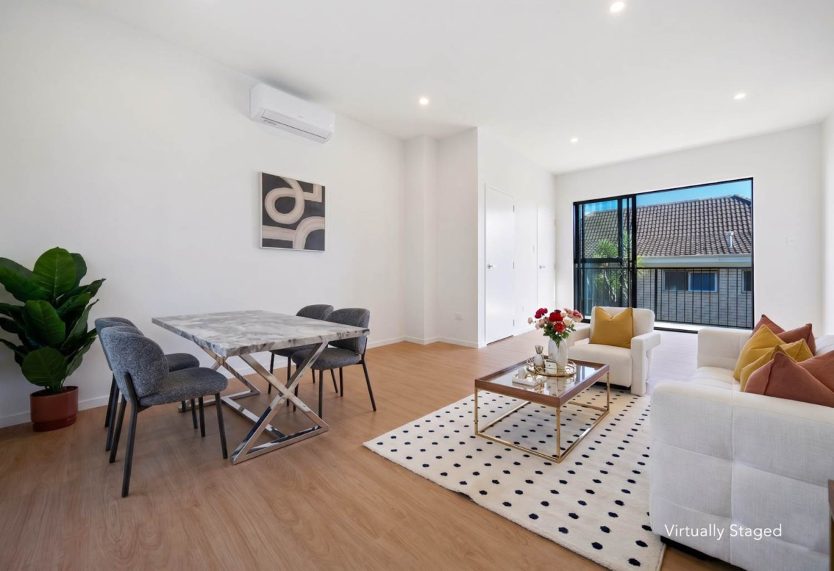 Brandnew 3 beds 3 baths home with garage, 1 bed 1 bath ground floor, positioned between Devonport Village and Takapuna, close to schools, shops, easy motorway access, 0.2 km to Belmont School (Auckland), 0.3 km to Belmont Intermediate, 0.7 km to Takapuna Grammar School, Lot 12/163-165 Lake Road, Belmont, Auckland