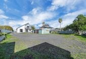 1012m2 section, 3 beds + sun room 2 baths house with double garage, Short walk to local shops, cafés, and everyday amenities, close to Pohutukawa Coast beaches and coastal walkways, Sunkist Bay Reserve, 0.7 km to Beachlands School, 40 Second View Avenue, Beachlands, Auckland