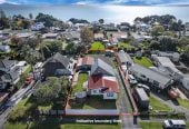 1012m2 section, 3 beds + sun room 2 baths house with double garage, Short walk to local shops, cafés, and everyday amenities, close to Pohutukawa Coast beaches and coastal walkways, Sunkist Bay Reserve, 0.7 km to Beachlands School, 40 Second View Avenue, Beachlands, Auckland