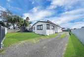 1012m2 section, 3 beds + sun room 2 baths house with double garage, Short walk to local shops, cafés, and everyday amenities, close to Pohutukawa Coast beaches and coastal walkways, Sunkist Bay Reserve, 0.7 km to Beachlands School, 40 Second View Avenue, Beachlands, Auckland