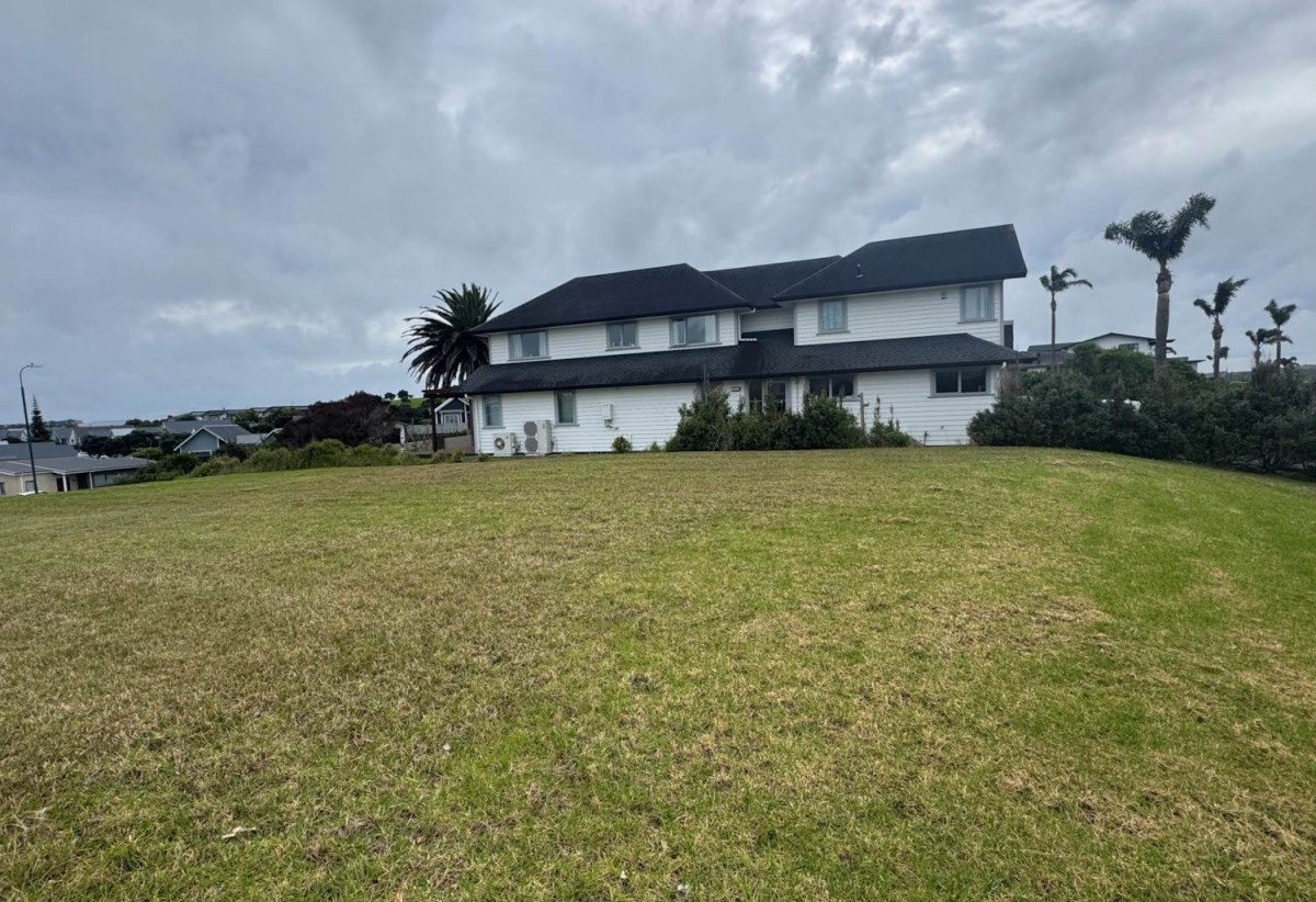 Sea Views, 968m2 section, 1.3 km to Gulf Harbour School, 4 Palm View Terrace, Gulf Harbour, Auckland