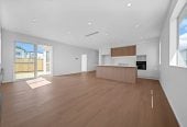 Brandnew 5 beds 2 baths house with double garage on 334m2 section, close to Opaheke School, local reserves, 5 Pupu Crescent, Opaheke, Auckland