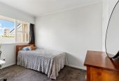 Musr sell, Motivated vendor, Brick and concrete bloc 2 beds 1 bath home, Basement single garage plus separate laundry area, Walking distance to Panmure Train & Bus Station, local shops, cafés and Panmure Basin, 1 km to Panmure Bridge School, 2/50 Pilkington Road, Panmure, Auckland
