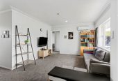 Musr sell, Motivated vendor, Brick and concrete bloc 2 beds 1 bath home, Basement single garage plus separate laundry area, Walking distance to Panmure Train & Bus Station, local shops, cafés and Panmure Basin, 1 km to Panmure Bridge School, 2/50 Pilkington Road, Panmure, Auckland
