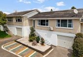 Musr sell, Motivated vendor, Brick and concrete bloc 2 beds 1 bath home, Basement single garage plus separate laundry area, Walking distance to Panmure Train & Bus Station, local shops, cafés and Panmure Basin, 1 km to Panmure Bridge School, 2/50 Pilkington Road, Panmure, Auckland