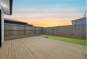 4 beds (2 ensuites) 3 baths house with garage on 325m2 section, close to schools, shops, motorway access, 0.7 km to Ngakoroa School, 9 Kauitara Lane, Karaka, Auckland