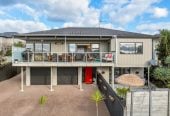 Rangitoto College zone, 4 beds +study room 2 baths house with double garage, 2 beds 1 bath ground floor, close to beach, shops, schools, 0.3 km to Browns Bay School, 1B Beechwood Road, Rothesay Bay, Auckland