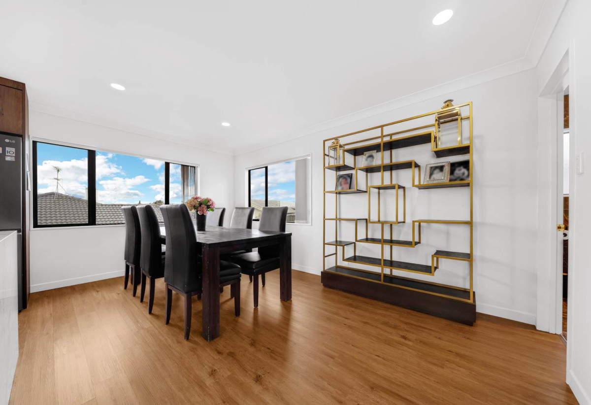Mt Roskill Grammar zone, 226m2 4 beds 3 baths house with double garage on 338m2 section, just a short stroll from the Keith Hay Park swimming pool complex and all the sporting amenities, close to schools, shops, motorway access, 0.5 km to Hay Park School, 52A Oakdale Road, Mt Roskill, Auckland
