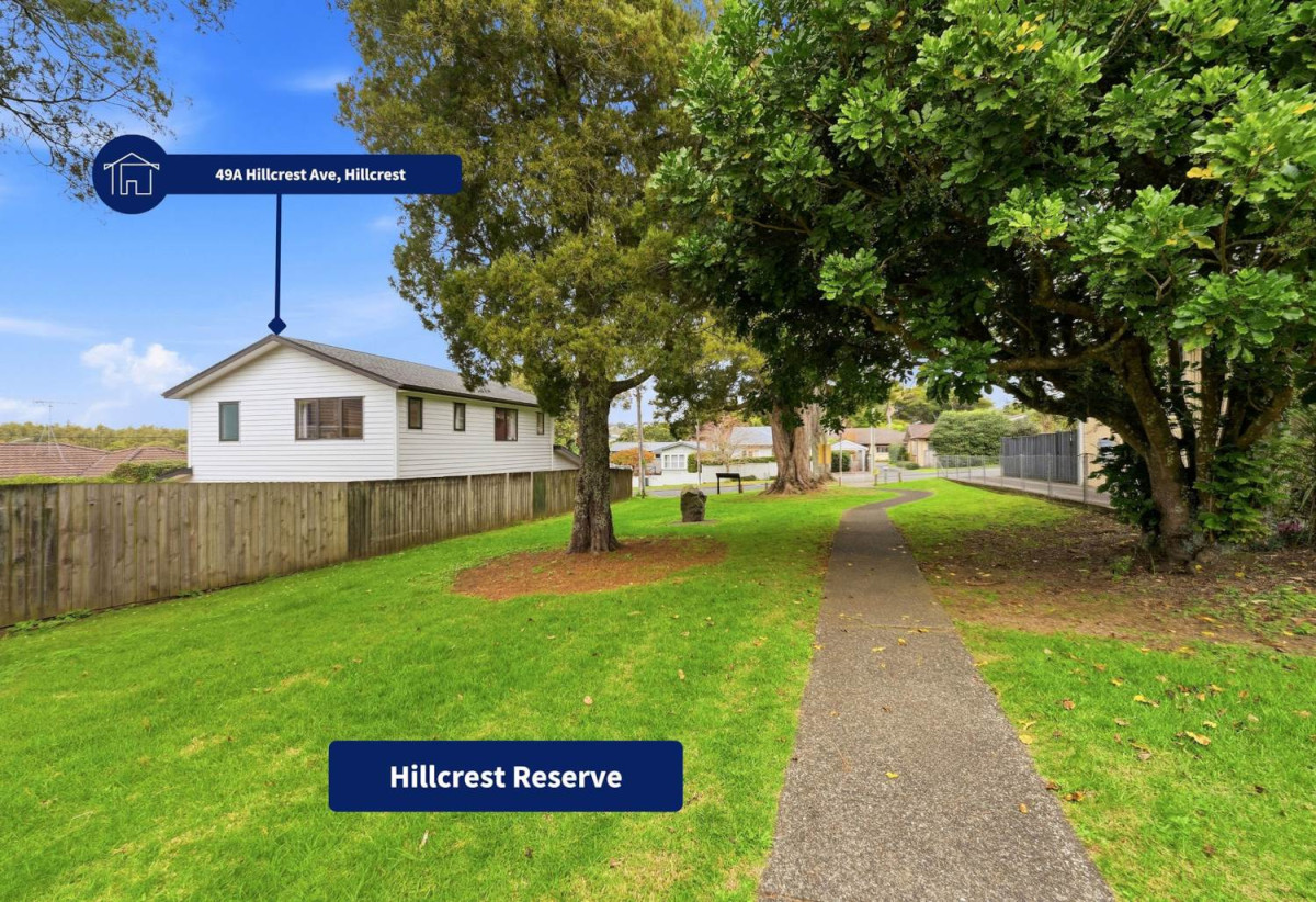 Next to Hillcrest Reserve, 4 beds 2.5 baths house with garage on 315m2 section, within walking distance to nearby schools and local shopping, easy motorway access, 0.4 km to Sunnybrae Normal School, 0.9 km to Northcote Intermediate School and Willow Park School, 49A Hillcrest Avenue, Hillcrest, Auckland