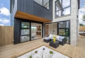 Brandnew standalone 4 beds ( 2 ensuites) 3.5 baths house with oversized double garage, central air conditioning, within easy reach of quality schools, shopping centres, parks, golf club, 9 Awa Crescent, St Johns, Auckland