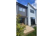 Brandnew standalone 4 beds 2.5 baths home with garage . minutes to schools, the picturesque Lloyd Elsmore Park, and the esteemed Pakuranga Golf Course. shopping centres, 1 km to Howick Intermediate, 1.4 km to Pakuranga College, Lot 3/88 Bradbury Road, Highland Park, Auckland