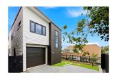 Brandnew standalone 3 beds 2.5 baths home with garage, minutes to schools, the picturesque Lloyd Elsmore Park, and the esteemed Pakuranga Golf Course. shopping centres, 1 km to Howick Intermediate, 1.4 km to Pakuranga College, Lot 6/88 Bradbury Road, Highland Park, Auckland