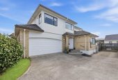 160m2 3 beds 2.5 baths house with double garage, with Howick Domain, Owairoa Primary School, Howick Village, New World Howick, local cafés, shops and everyday amenities all close by, 4/96 Elliot Street, Howick, Auckland