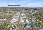 160m2 3 beds 2.5 baths house with double garage, with Howick Domain, Owairoa Primary School, Howick Village, New World Howick, local cafés, shops and everyday amenities all close by, 4/96 Elliot Street, Howick, Auckland