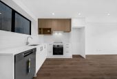 Halo 10-Year Residential Guarantee, Brandnew 3 beds 2 baths home with garage, close to reserves, and scenic walking tracks. locaol shos, 0.2 km to Bayview School, 71C Simon Ellice Drive, Bayview, Auckland