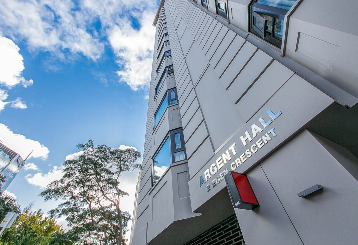 HIGH COURT SALE, Auckland Girls’ Grammar School zone, 48m2 Freehold 1 bed 1 bath apartment, 1.9 km to Auckland Girls’ Grammar School, The property is well located within walking distance from Auckland University, High Court, 3B/2 Eden Crescent, City Centre, Auckland