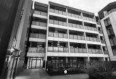 MORTGAGEE SALE, Double Grammar school zone, 40m2 1 bed 1 bath 1 car park apartment, The location is a standout —across from Westfield Newmarket, 0.1 km to Newmarket School, 0.5 km to Auckland Grammar, 0.6 km to Epsom Girls’ Grammar School, 303/43B Gillies Avenue, Newmarket, Auckland