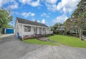 706m2 section, 3 beds 1 bath house with standalone garage, Modern kitchen/bathroom, close to Manurewa town centre, train station, schools, 0.7 km to Manurewa Intermediate, 0.8 km to Manurewa South School, 17 Percival Street, Manurewa, Auckland