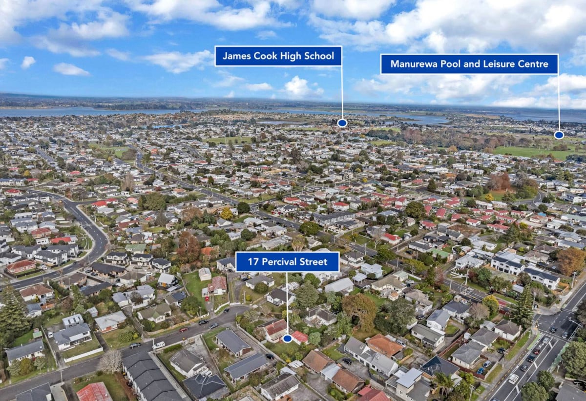 706m2 section, 3 beds 1 bath house with standalone garage, Modern kitchen/bathroom, close to Manurewa town centre, train station, schools, 0.7 km to Manurewa Intermediate, 0.8 km to Manurewa South School, 17 Percival Street, Manurewa, Auckland