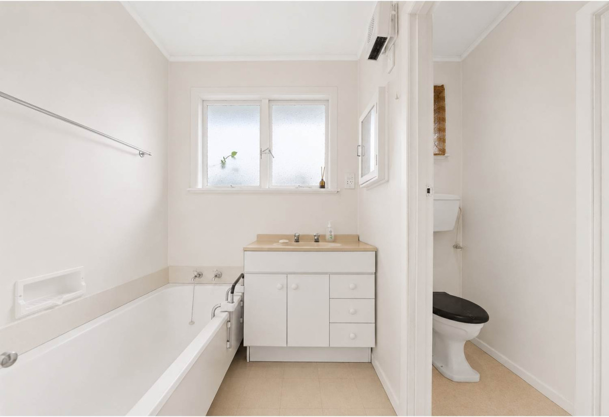 Once in Decades, 665m2 section, Brick and tile 3 beds 1 bath house with garage, close to schools, shops, supermarket, parks, golf club, beach, 0.7 km to May Road School and Marshall Laing School, 0.9 km to Lynfield College, 71 Penney Avenue, Mt Roskill, Auckland