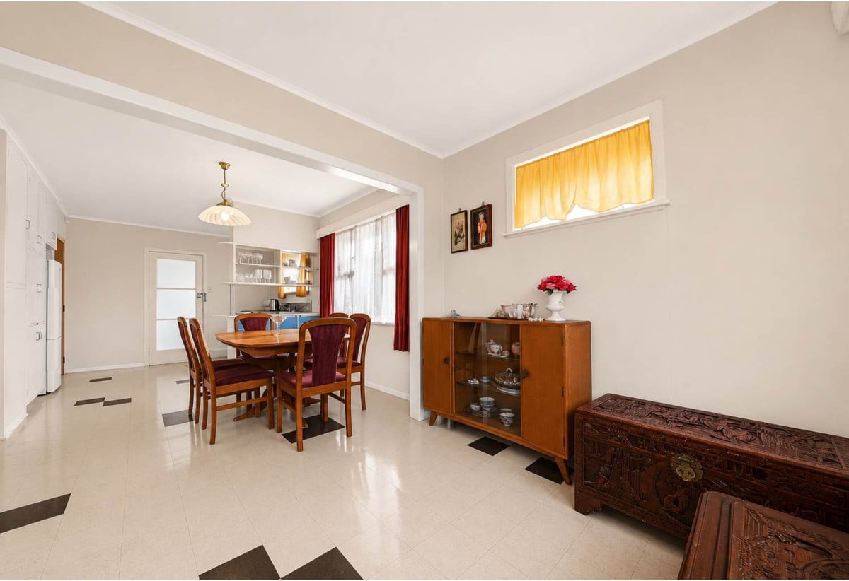 Once in Decades, 665m2 section, Brick and tile 3 beds 1 bath house with garage, close to schools, shops, supermarket, parks, golf club, beach, 0.7 km to May Road School and Marshall Laing School, 0.9 km to Lynfield College, 71 Penney Avenue, Mt Roskill, Auckland