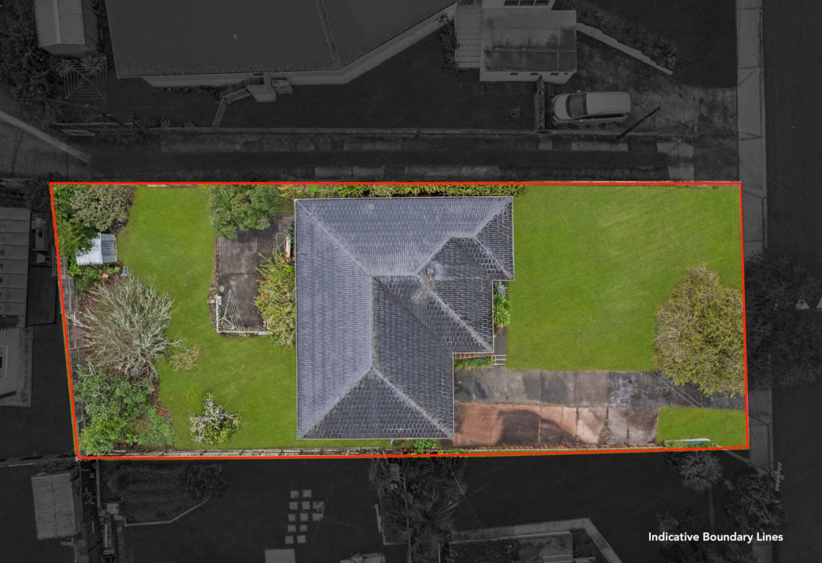 Once in Decades, 665m2 section, Brick and tile 3 beds 1 bath house with garage, close to schools, shops, supermarket, parks, golf club, beach, 0.7 km to May Road School and Marshall Laing School, 0.9 km to Lynfield College, 71 Penney Avenue, Mt Roskill, Auckland
