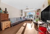 701m2 section, Brick and tile 4 beds 2.5 baths house with standalone double garage, close to schools, Pakuranga Plaza, 0.3 km to Anchorage Park School, 0.6 km to Edgewater College, 0.8 km to Pakuranga Intermediate, 40 Aurea Avenue, Pakuranga, Auckland