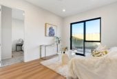 742m2 section, 4+3 wing configuration, 2 Kitchens, Main home 4 beds ( 2 ensuites) 3.5 baths house with double garage, wing dwelling, 3 beds ( 1 ensuite) 2 baths, close to Opaheke School, Rosehill College, Opaheke Reserve, 49 Stableford Crescent, Opaheke, Auckland