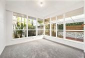 Double Westlake school zone, Renovated 3 beds + study room 1 bath house with tandem garage, close to schools, shops, supermarkets, beach, motorway access, 0.1 km to Westlake Boys’ High School, 0.3 km to Forrest Hill School, 0.7 km to Westlake Girls’ High School, 1/51 Forrest Hill Road, Milford, Auckland