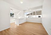 Double Westlake school zone, Renovated 3 beds + study room 1 bath house with tandem garage, close to schools, shops, supermarkets, beach, motorway access, 0.1 km to Westlake Boys’ High School, 0.3 km to Forrest Hill School, 0.7 km to Westlake Girls’ High School, 1/51 Forrest Hill Road, Milford, Auckland