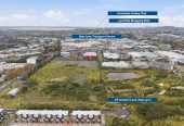 Must sell, 3 beds 2 baths home with carport, Just minutes from LynnMall, the train station, schools, 0.2 km to New Lynn School, 27 Ceramic Lane, New Lynn, Auckland